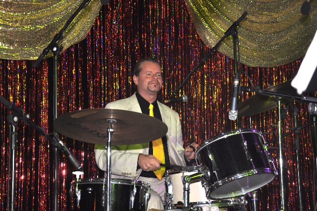 min 2008 11 08 fous swing 094